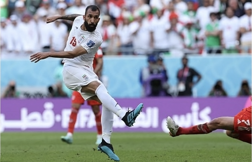 Xứ Wales 0-2 Iran: Xứ Ba Tư viết tiếp kỳ tích của bóng đá châu Á